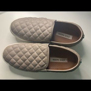 Steve Madden slip on sneakers